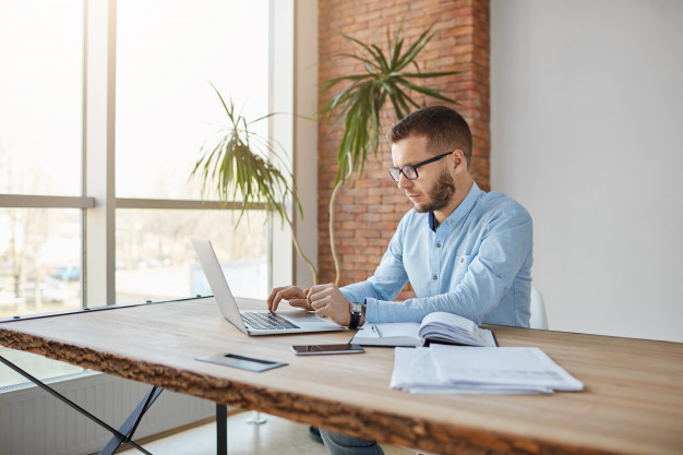 remote workers software apps and tools